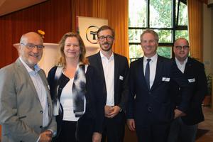 Ausrichter und Referenten der Tagung (v.l.): Prof. Dr. Peter Haas, Vorstand Dr. Daisy Hünefeld, Ulrich Schulze Althoff, Vorstand Dr. Nils Brüggemann, Prof. Dr. Björn Sellemann.