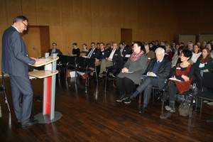 Rund 80 Teilnehmende arbeiteten beim „CiK-Forum“ zu Fragen der christlichen Identität von Krankenhäusern. Rund 80 Teilnehmende arbeiteten beim „CiK-Forum“ zu Fragen der christlichen Identität von Krankenhäusern.