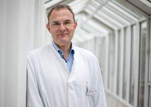 Dr. Helfried Waleczek Dr. Helfried Waleczek